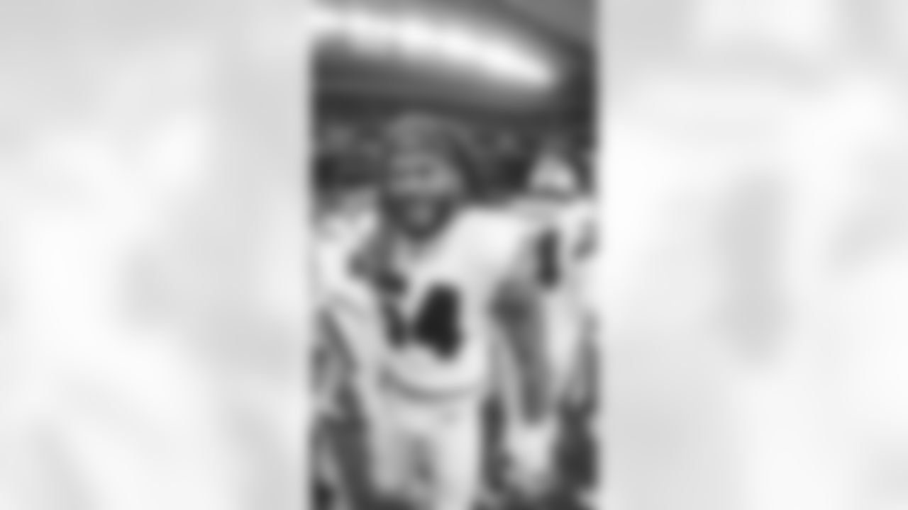 LB Fred Warner