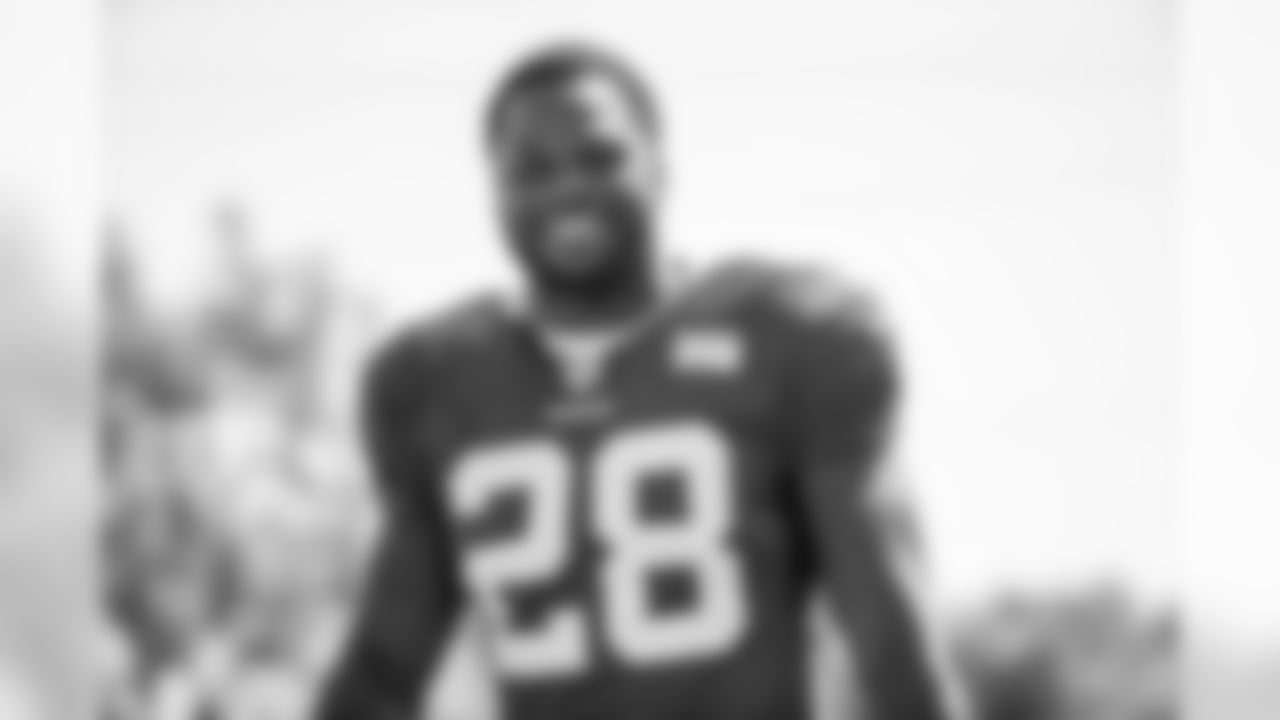 RB Carlos Hyde
