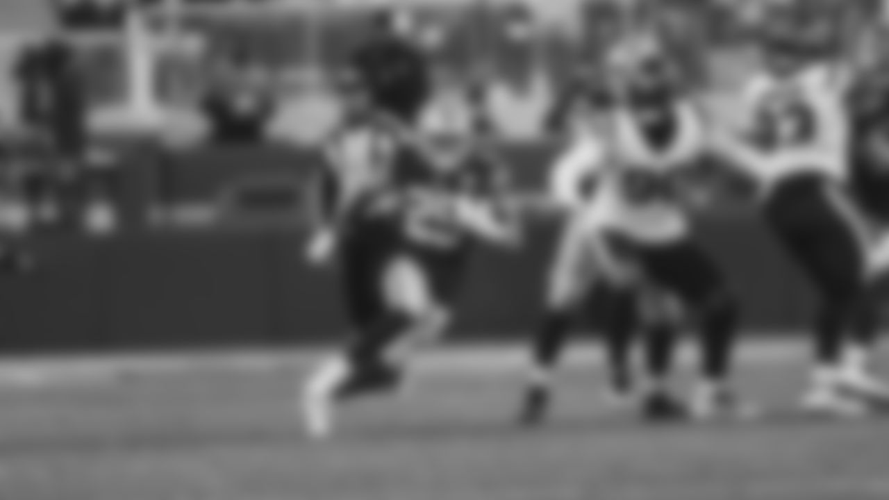 RB Elijah Mitchell