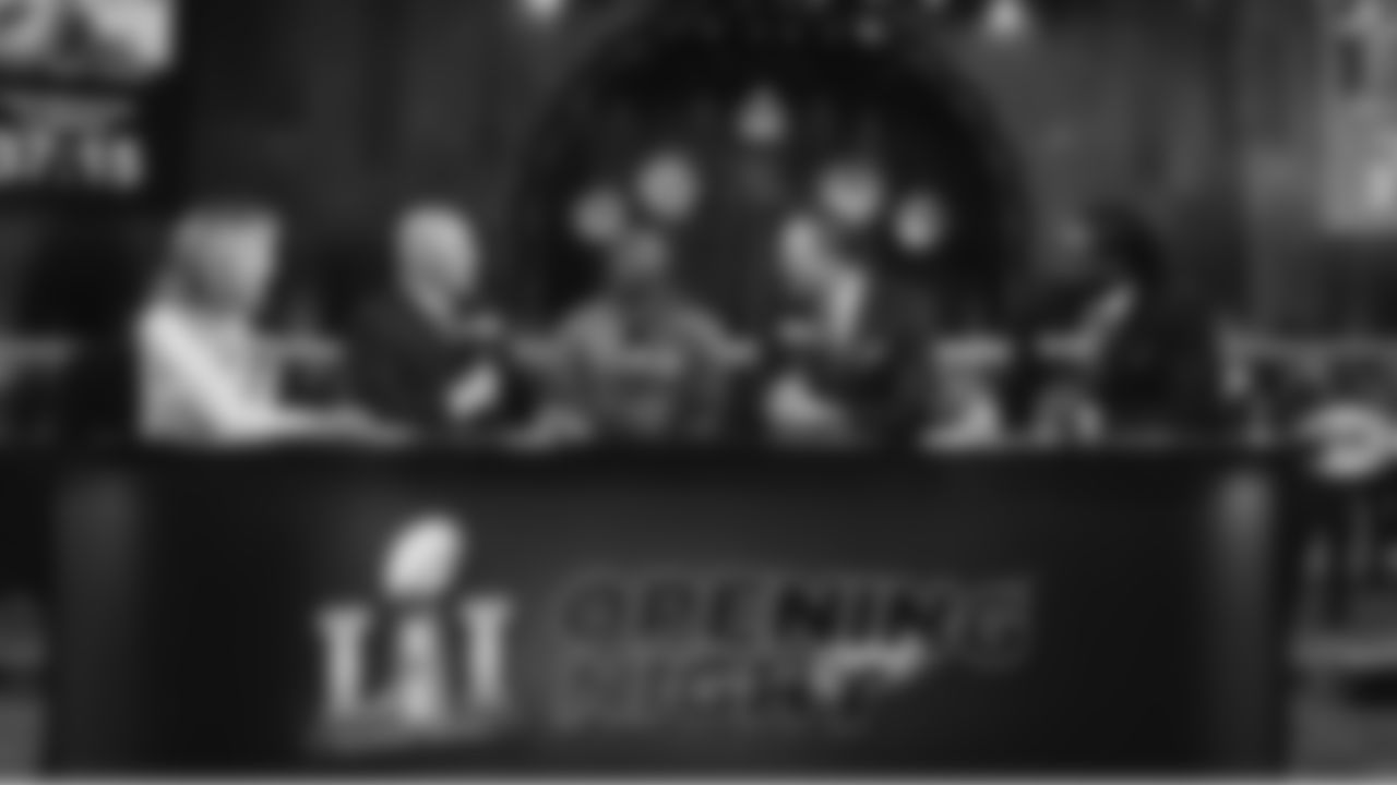 Charissa Thompson, Jay Glazer, Taylor Gabriel, John Lynch, Charles Tillman