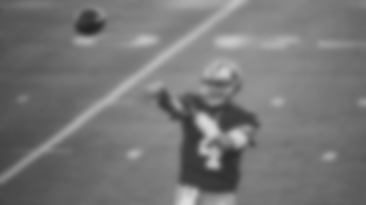 QB Nick Mullens