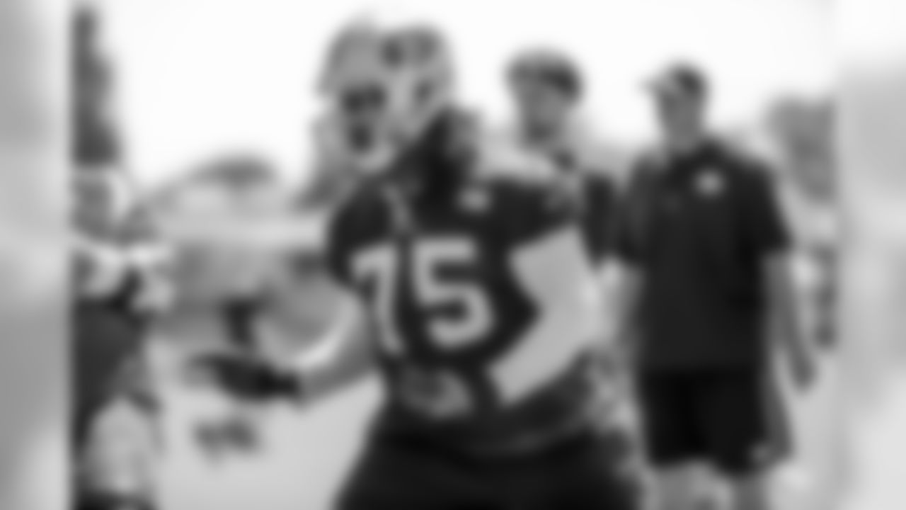 OL Darrell Williams Jr.