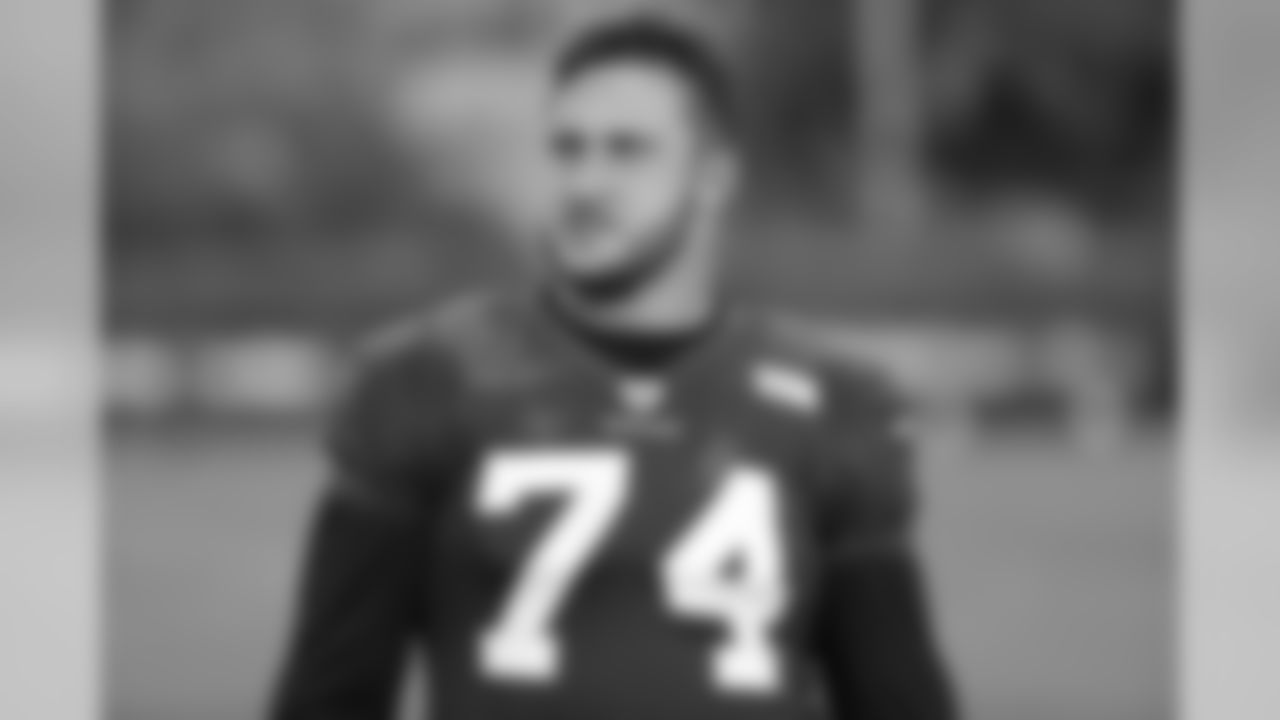 T Joe Staley