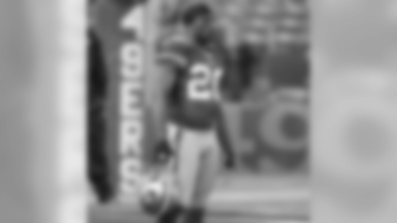 CB Allen Rossum