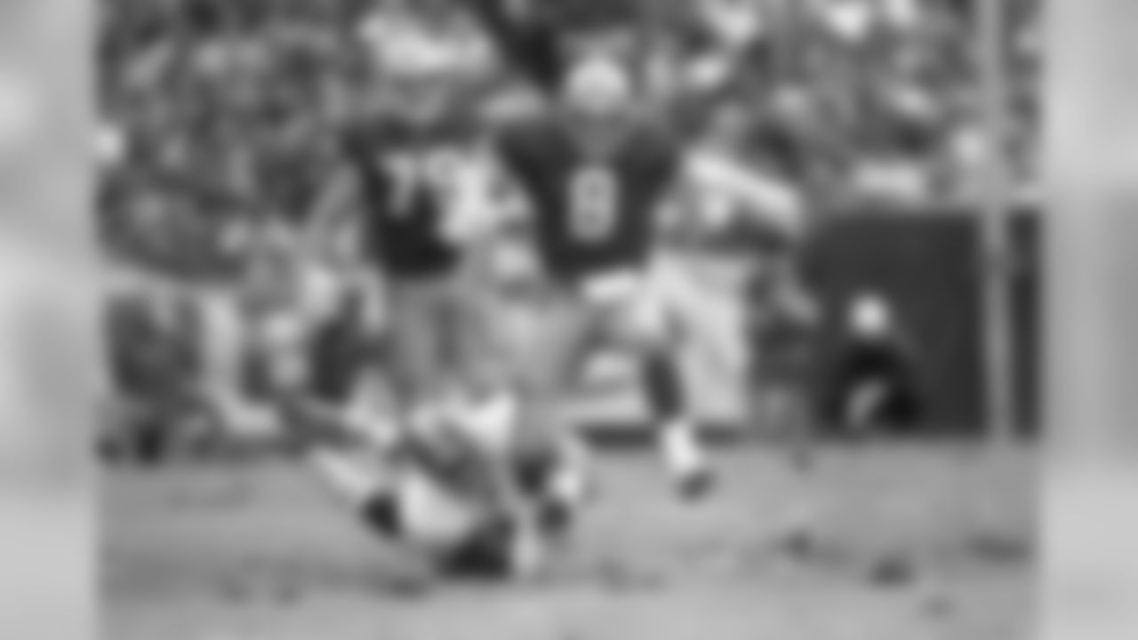 1993 -- 49ers quarterback Steve Young.