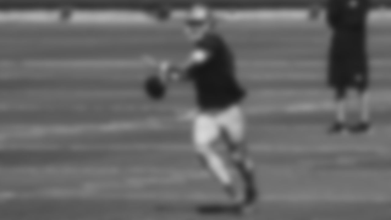 QB Jimmy Garoppolo