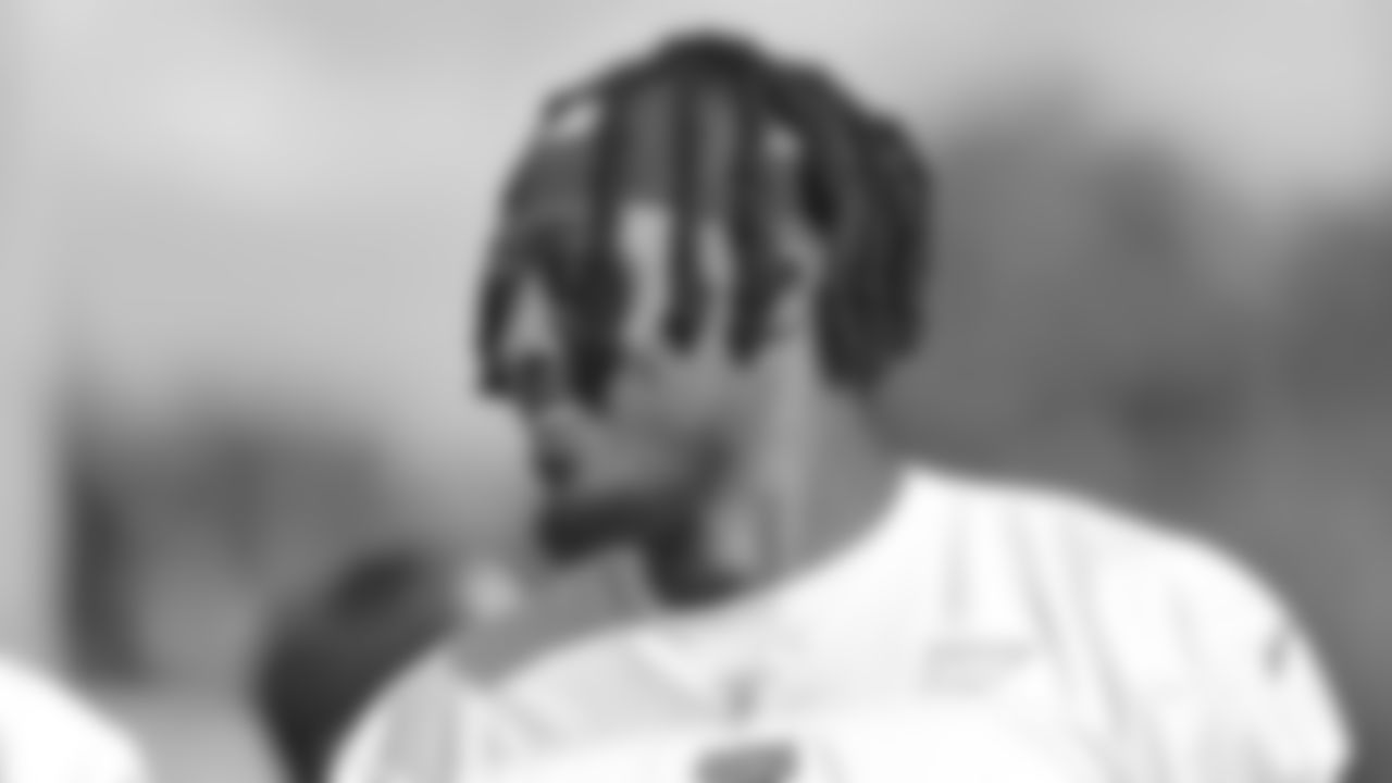 DB Tarvarius Moore