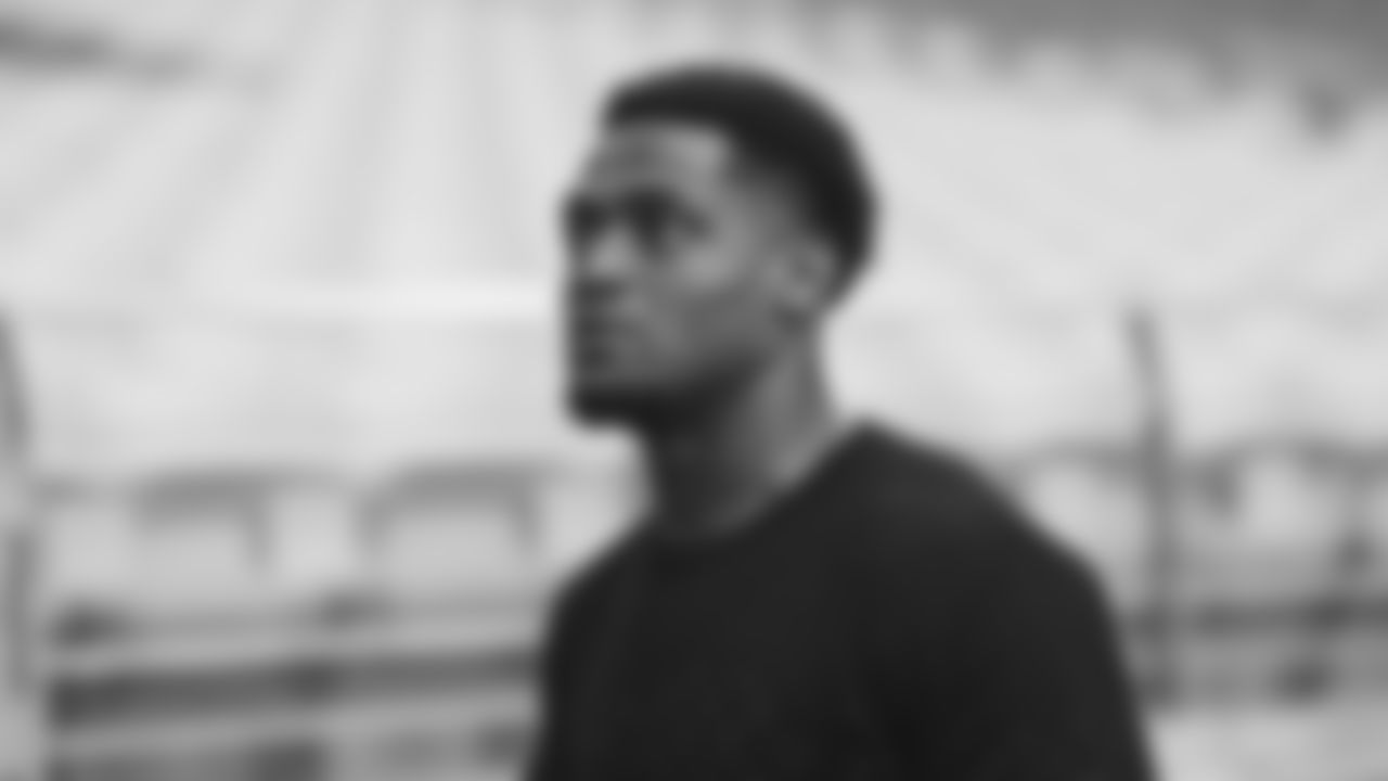 WR Trent Sherfield