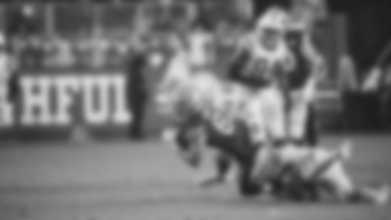 TE Ross Dwelley