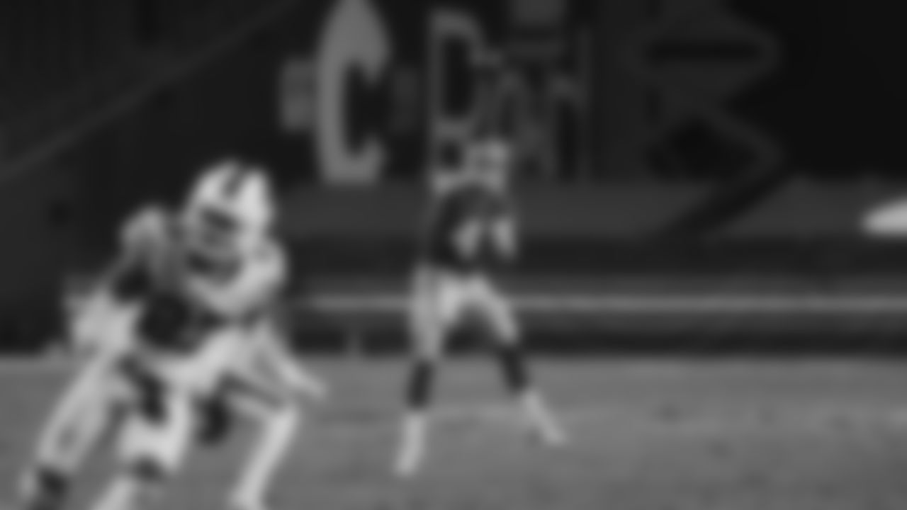 QB Nick Mullens