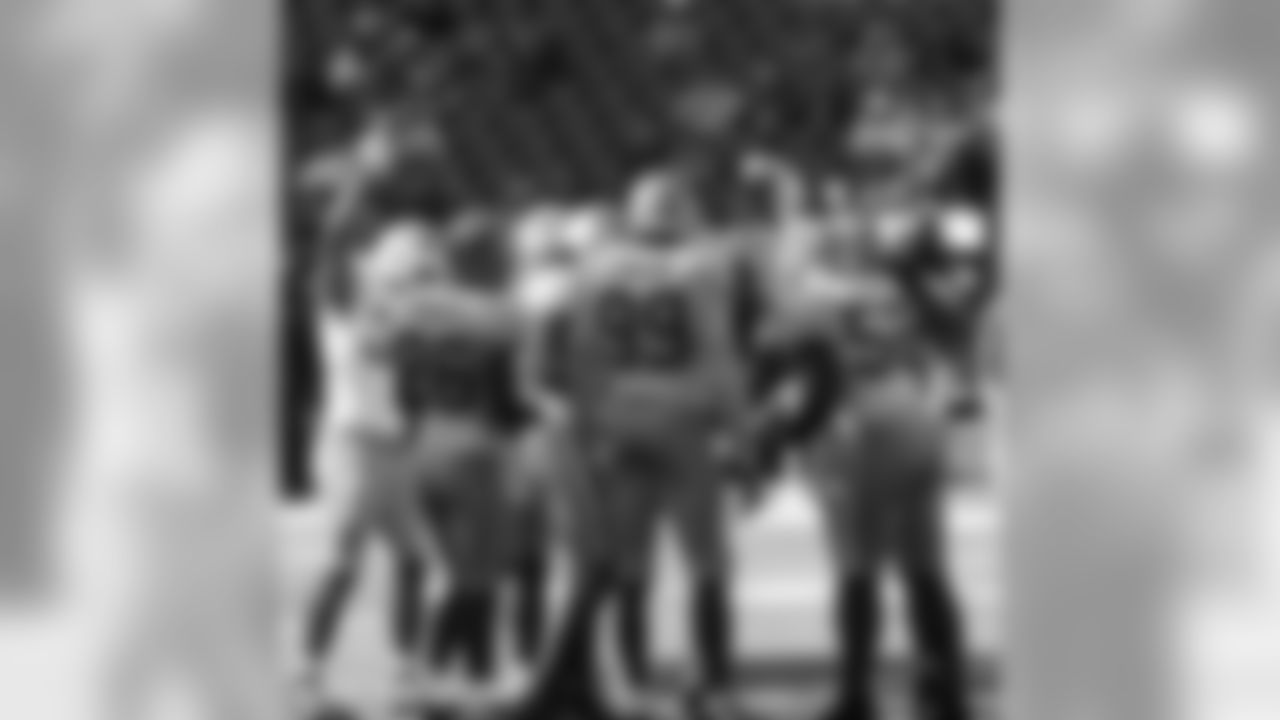 Defensive huddle