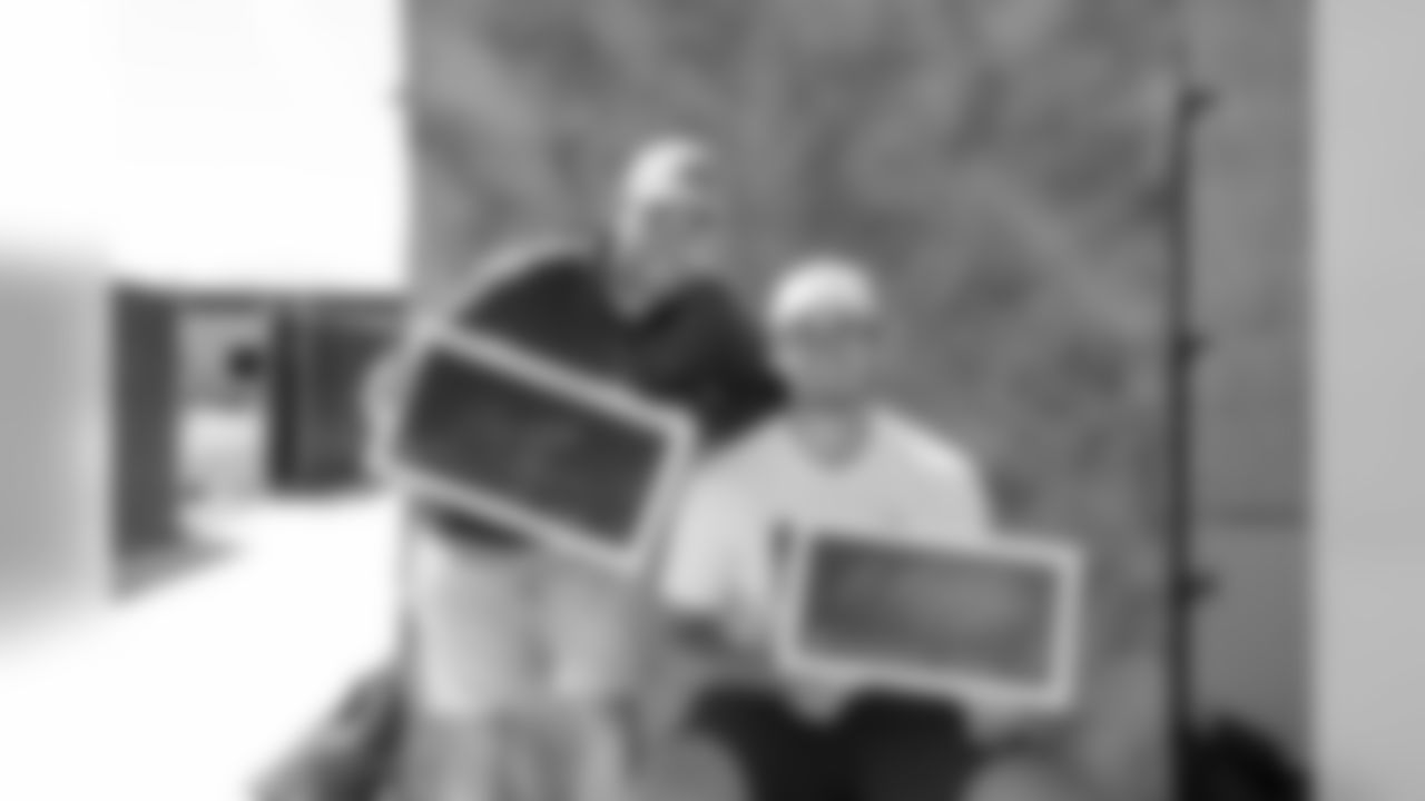 K Robbie Gould and P Bradley Pinion