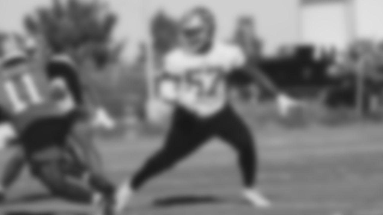 LB Dre Greenlaw