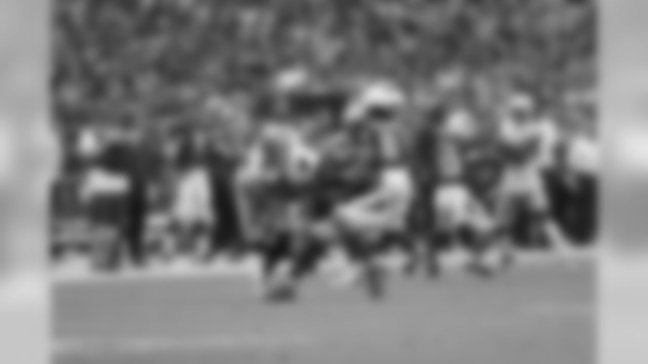 DL Cassius Marsh