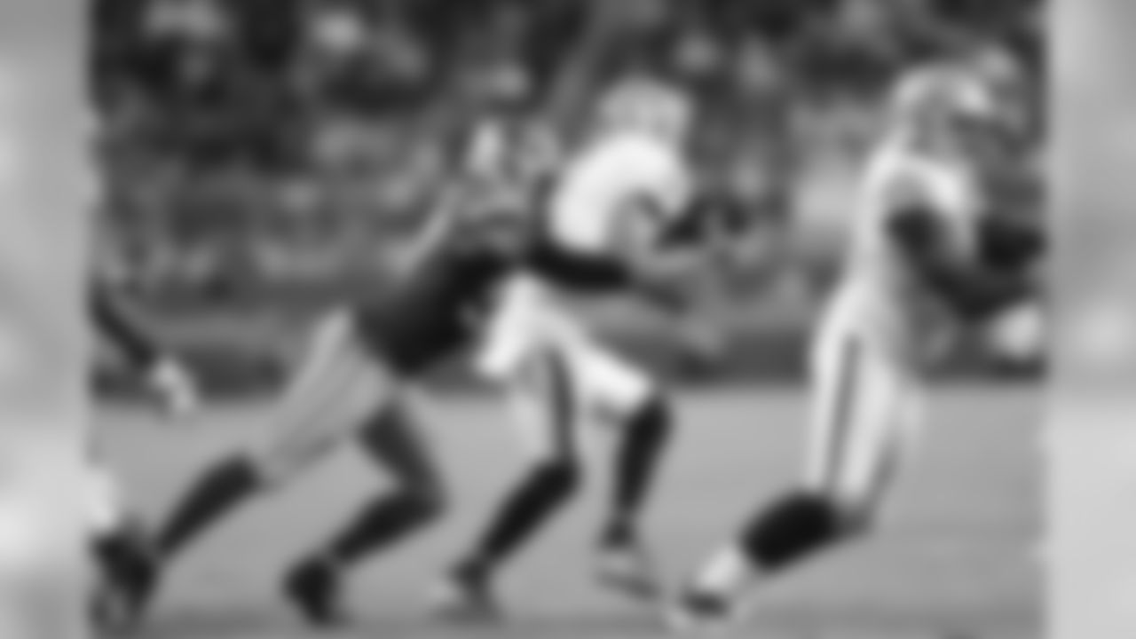 LB Dekoda Watson