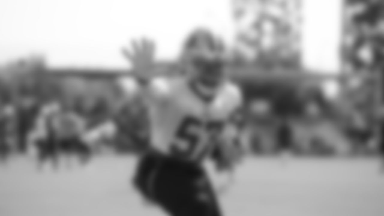 LB Dre Greenlaw