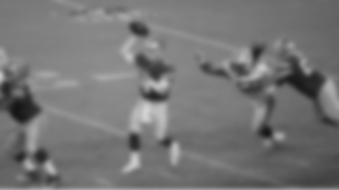 QB Nick Mullens