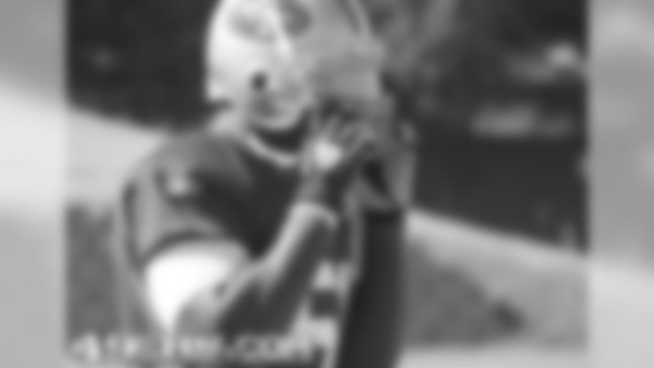 LB Takeo Spikes