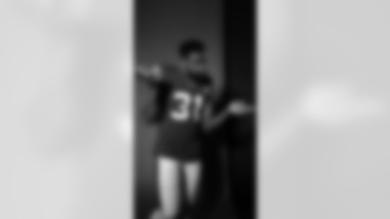 RB Raheem Mostert