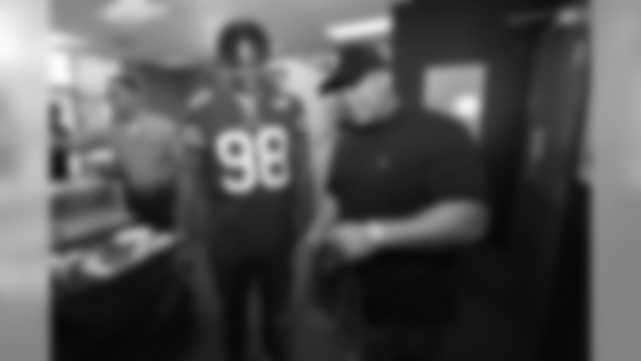 DL Ronald Blair III