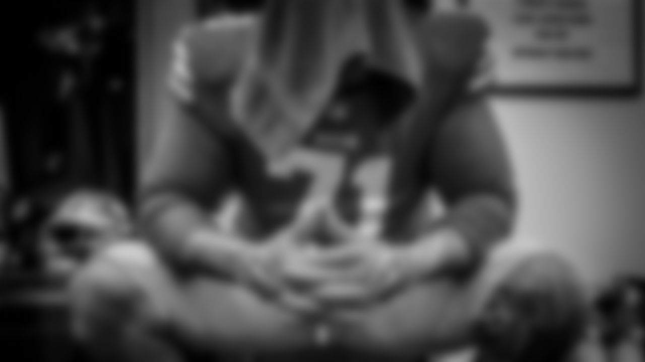 T Trent Williams