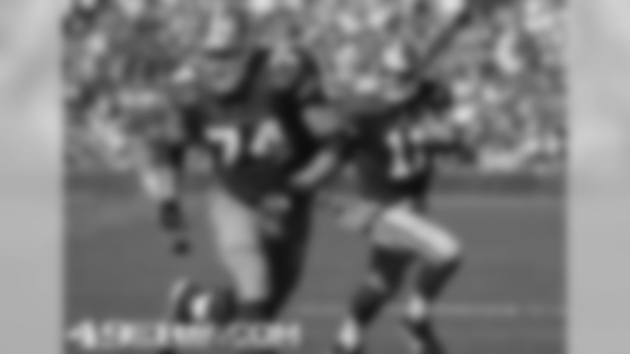 T Joe Staley and QB Alex Smith