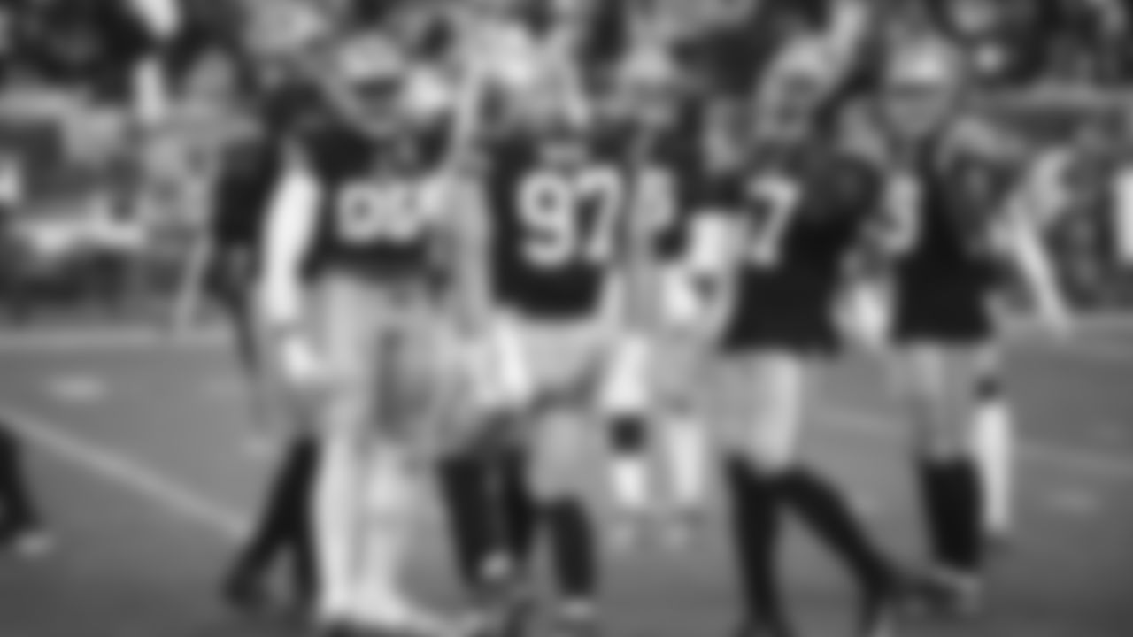 DL Nick Bosa