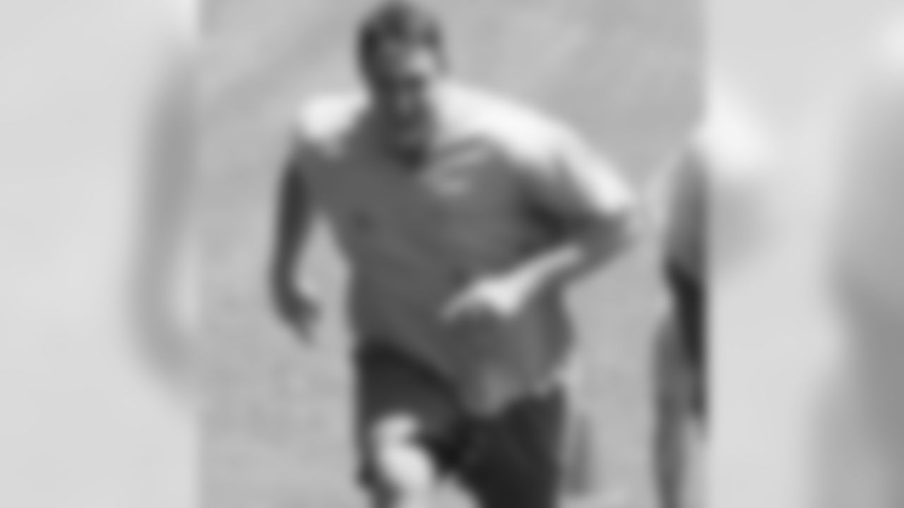 T Joe Staley