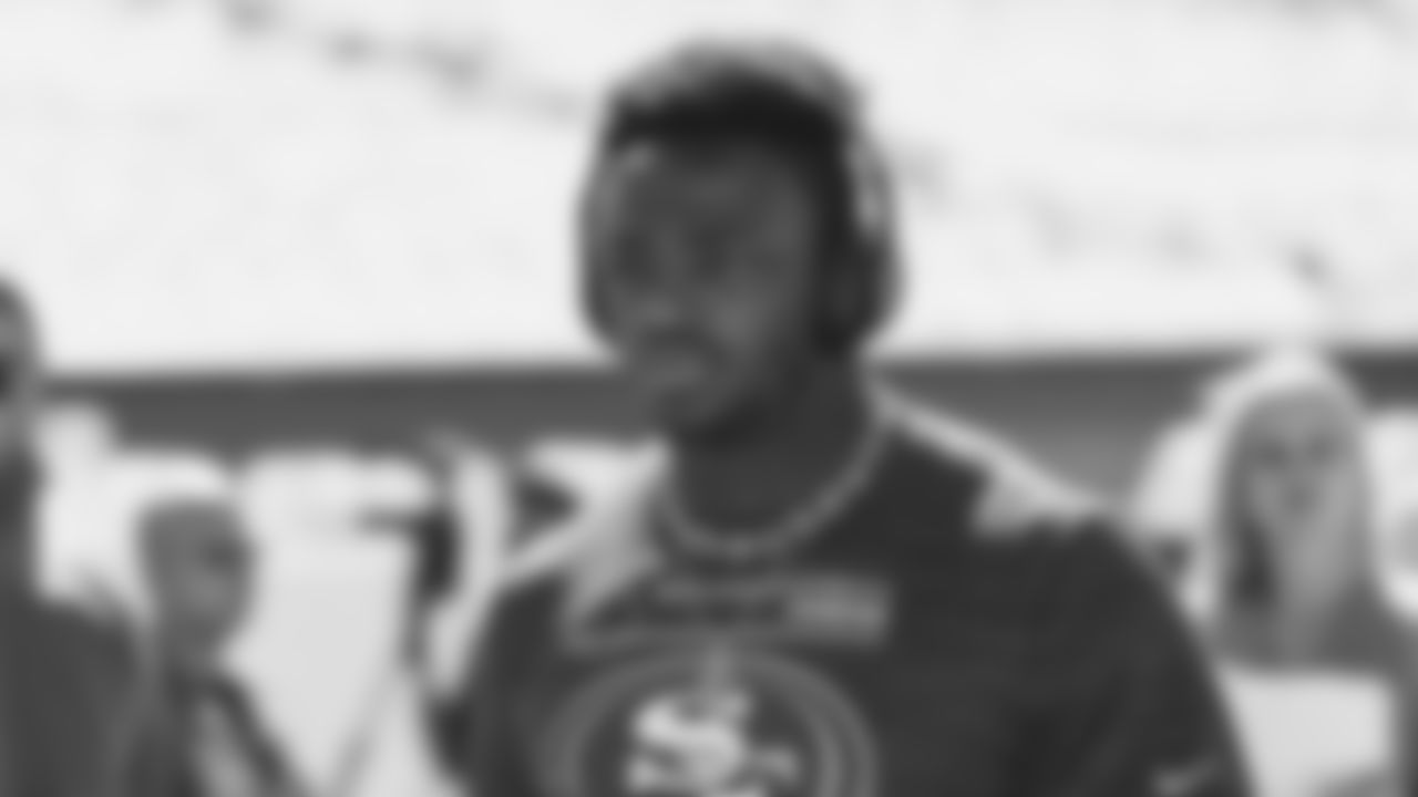 DL Samson Ebukam