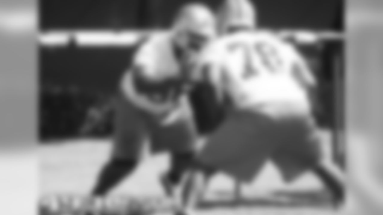 DT Kentwan Balmer