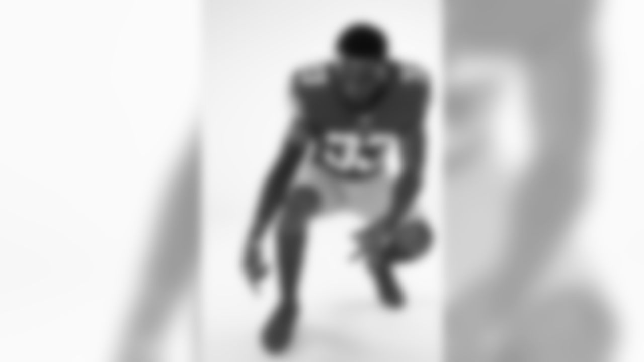 DB Tarvarius Moore