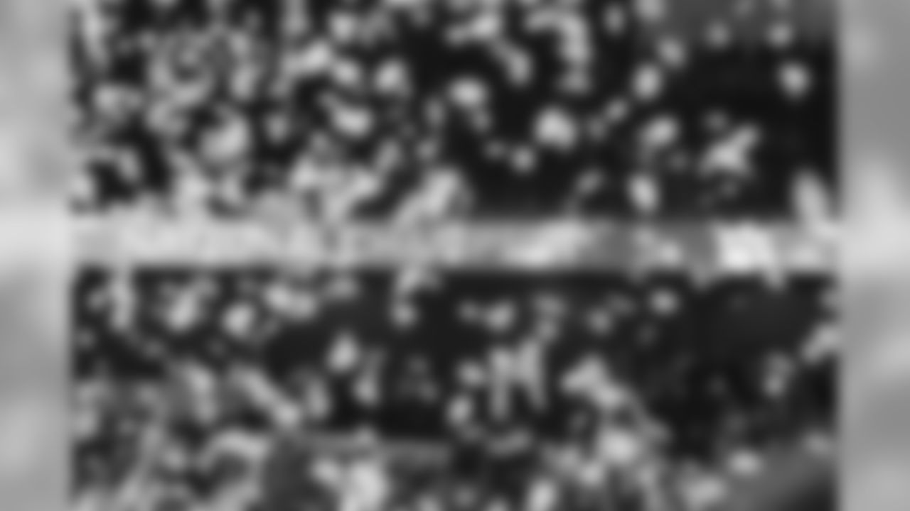 AG1X3389