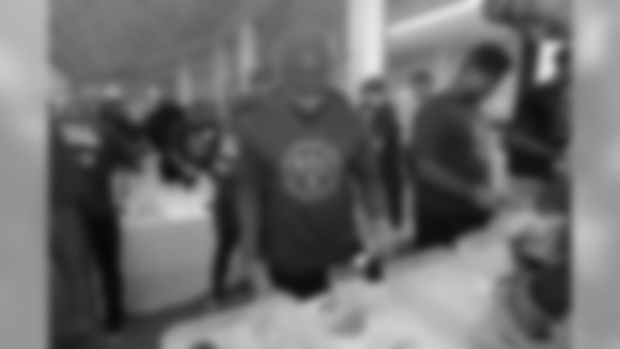 LB Dre Greenlaw