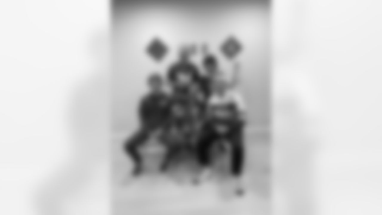 040122-WonofUS5-FB