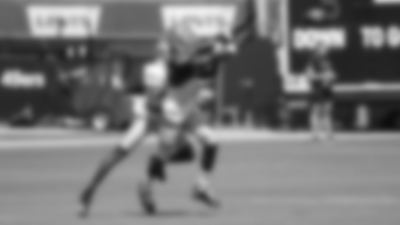 WR Mohamed Sanu Sr.