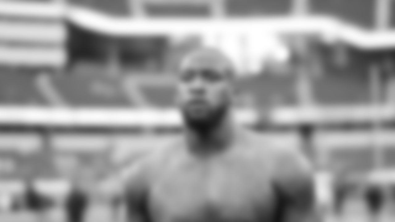 DL Clelin Ferrell