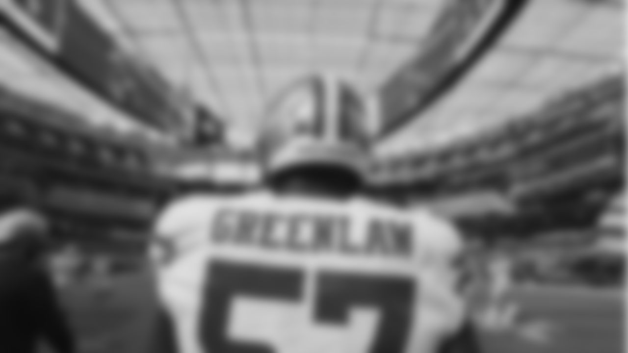 LB Dre Greenlaw