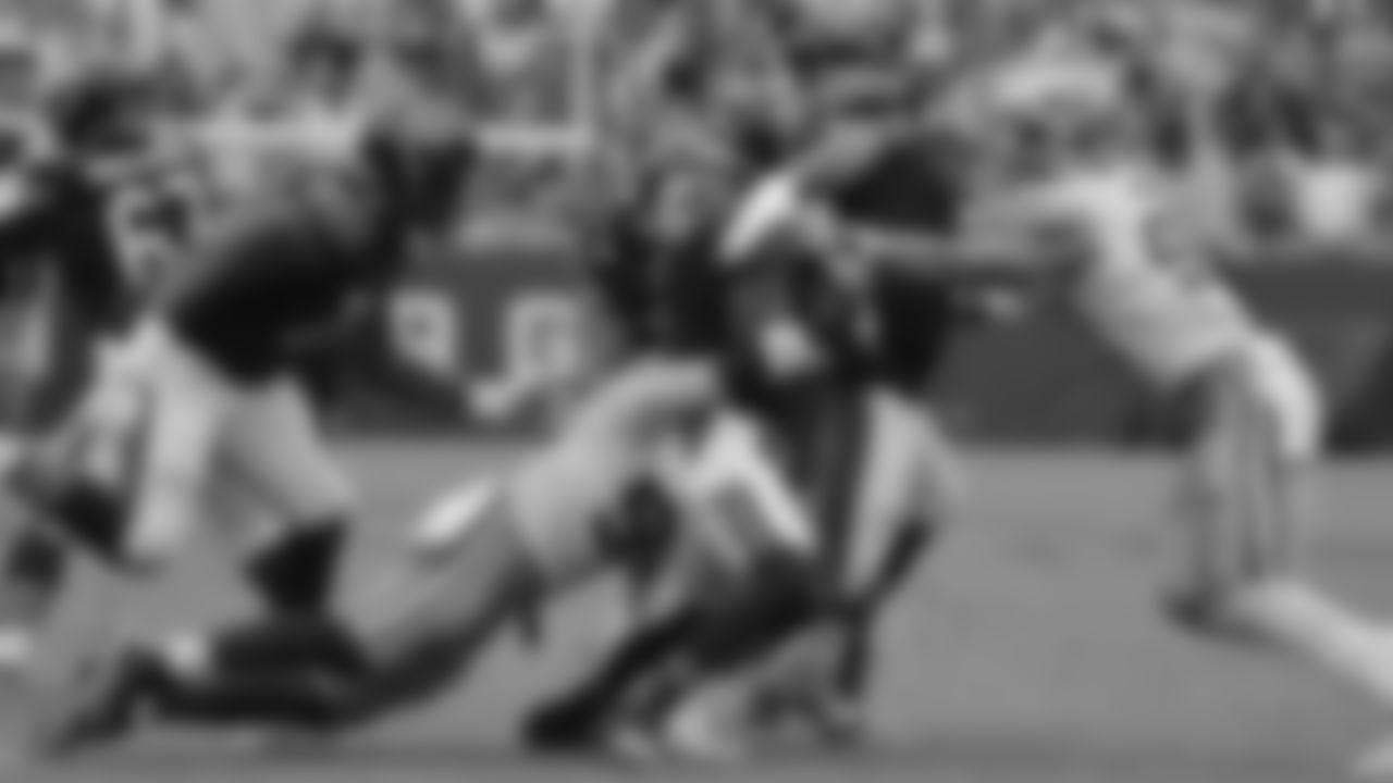 DL Samson Ebukam