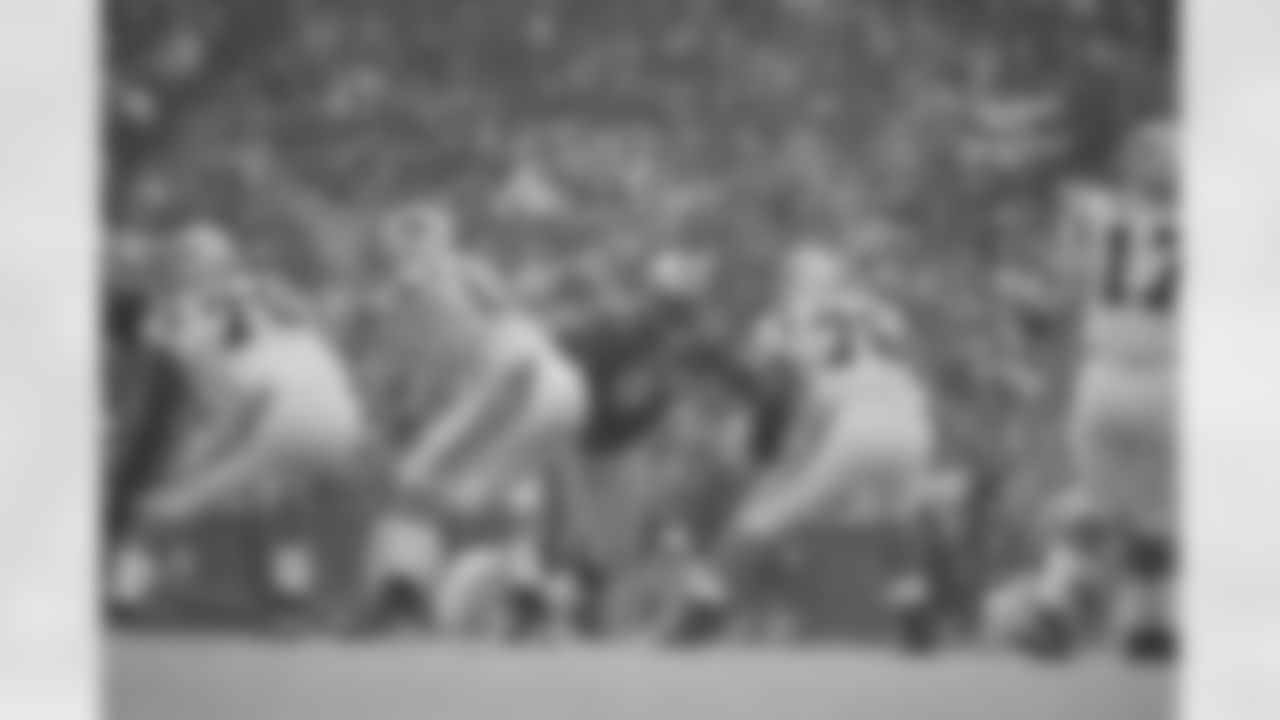 2004 -- 49ers pass-rusher Bryant Young.