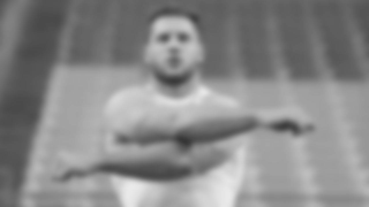 DL Nick Bosa