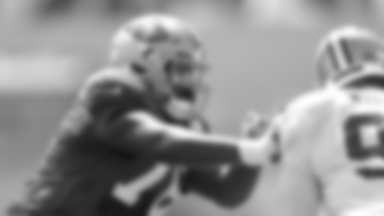 OL Jaylon Moore