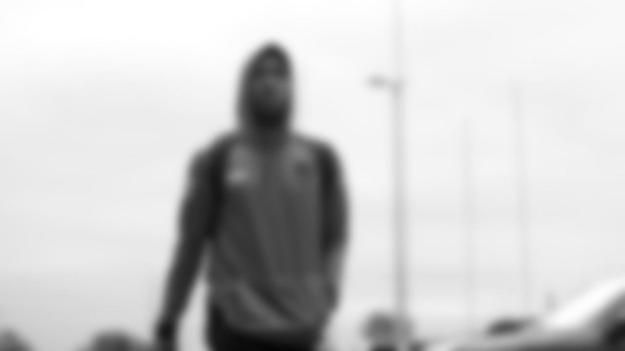 QB Josh Johnson