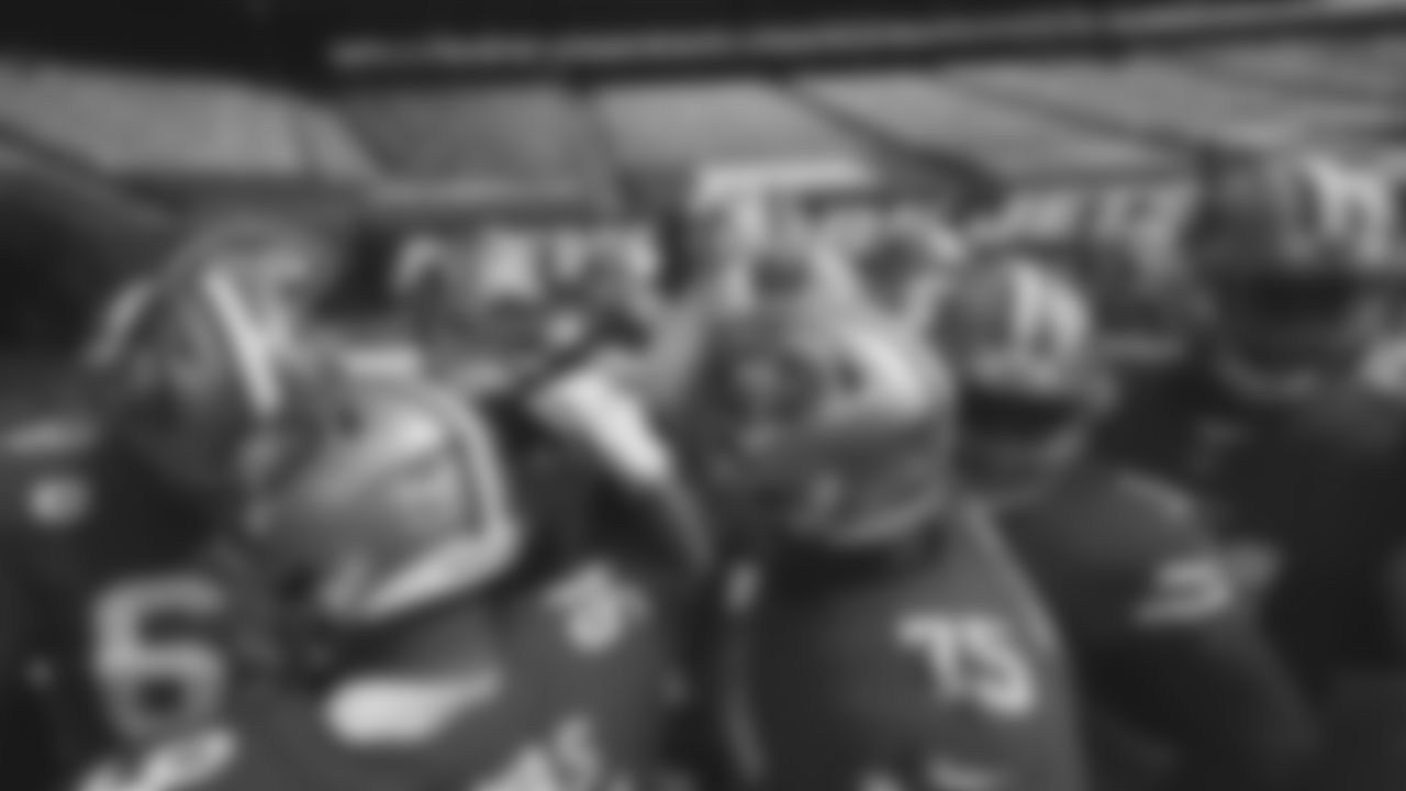 DL Solomon Thomas, OL Laken Tomlinson