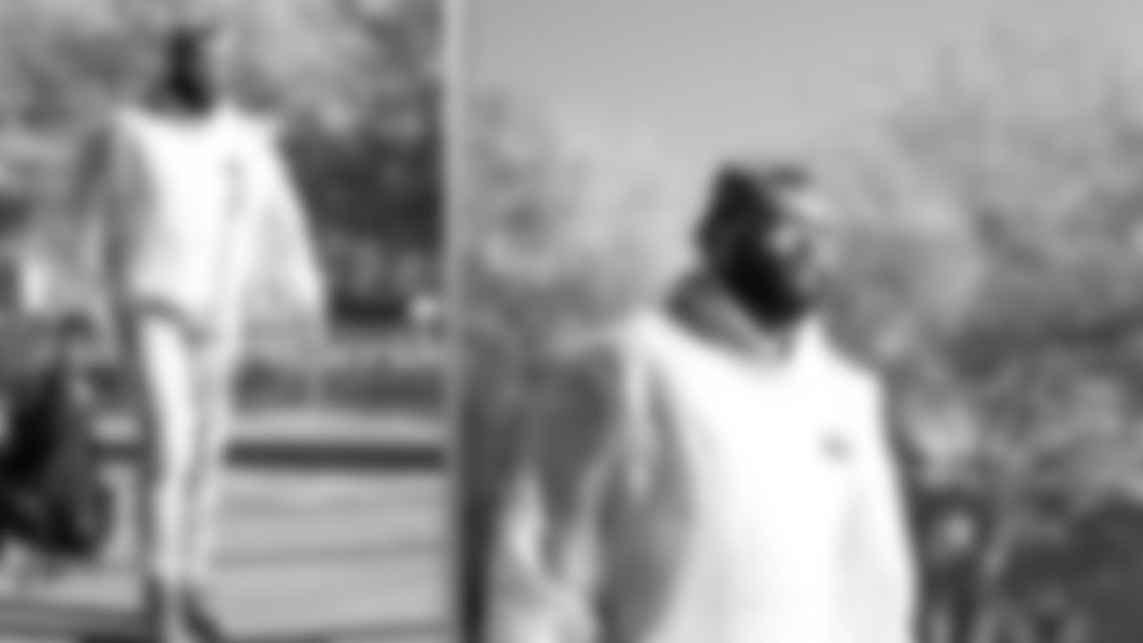 T Trent Williams