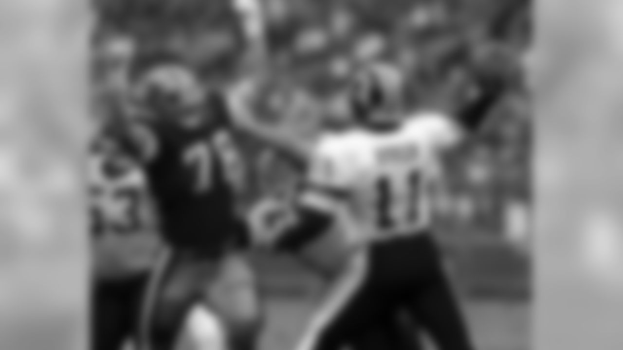 1991 -- 49ers pass-rusher Pierce Holt.