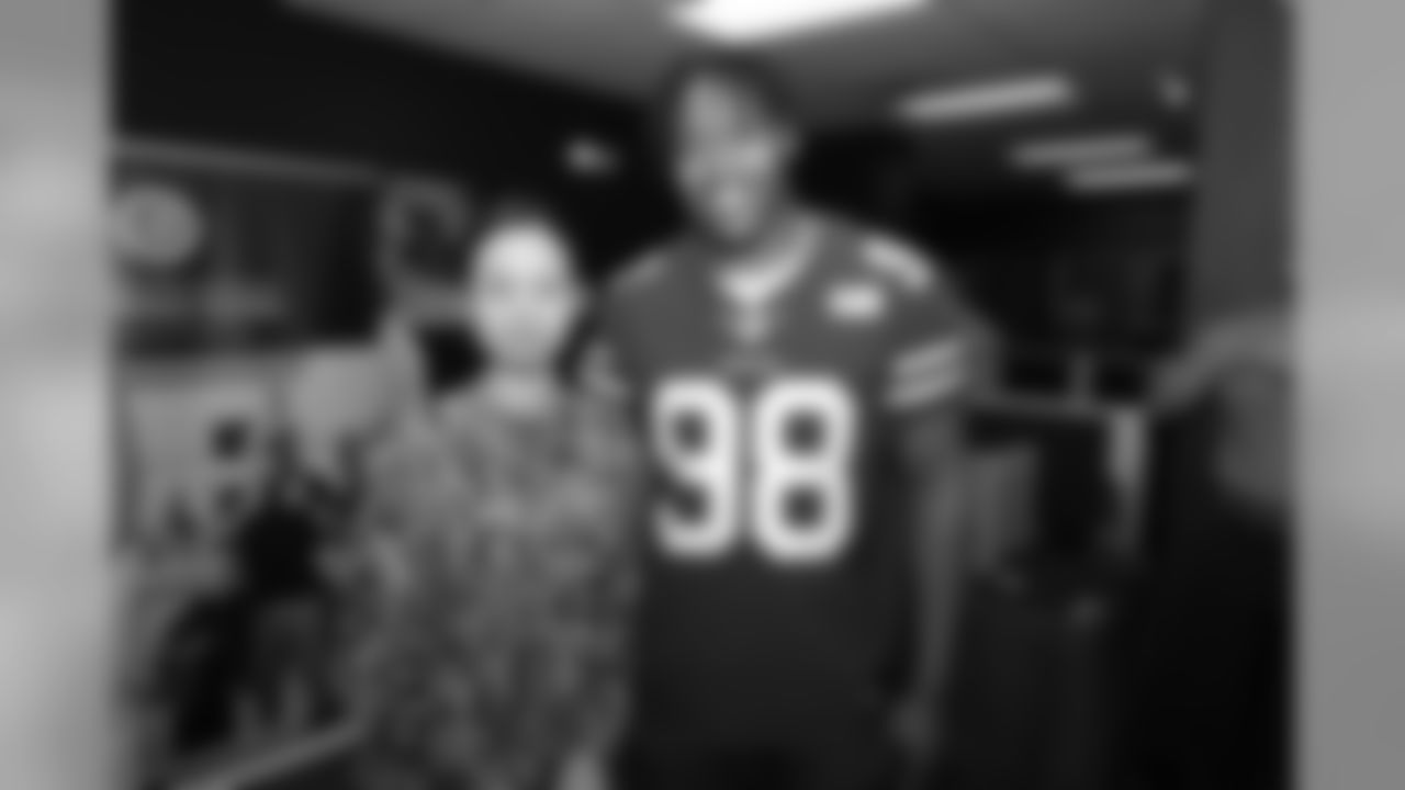 DL Ronald Blair III