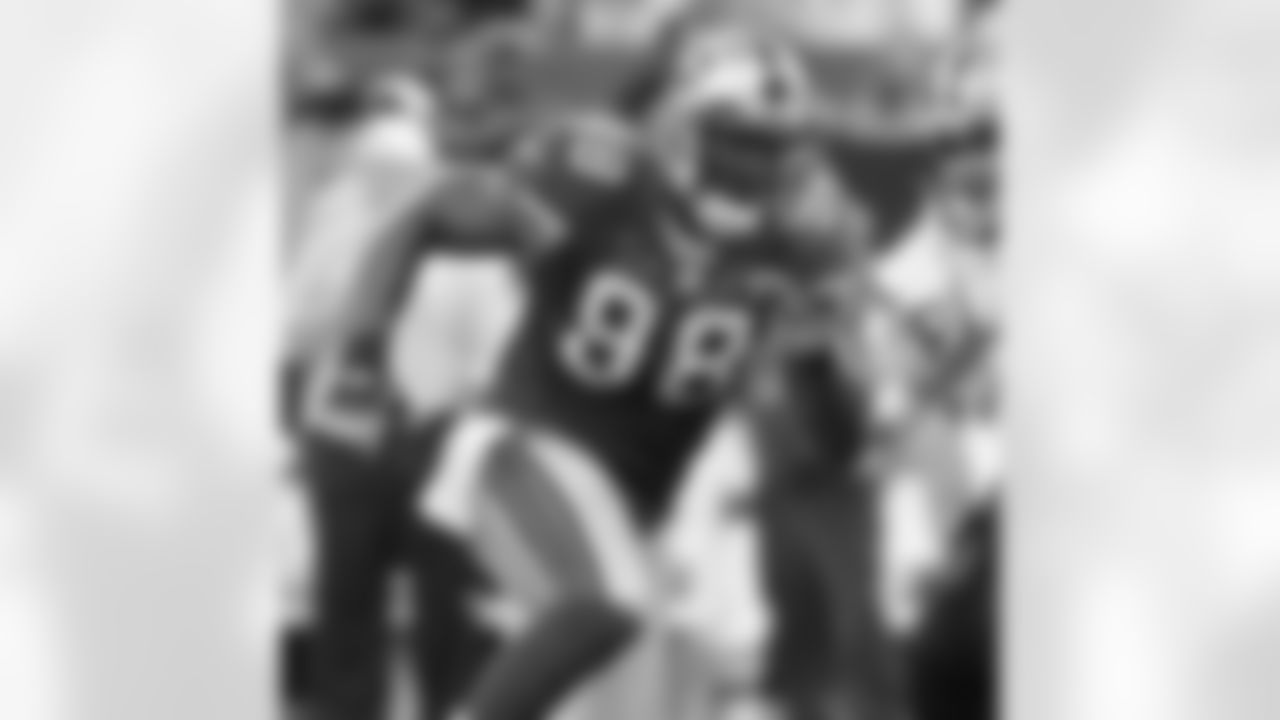LB Parys Haralson