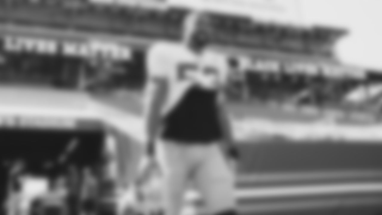 LB Mark Nzeocha