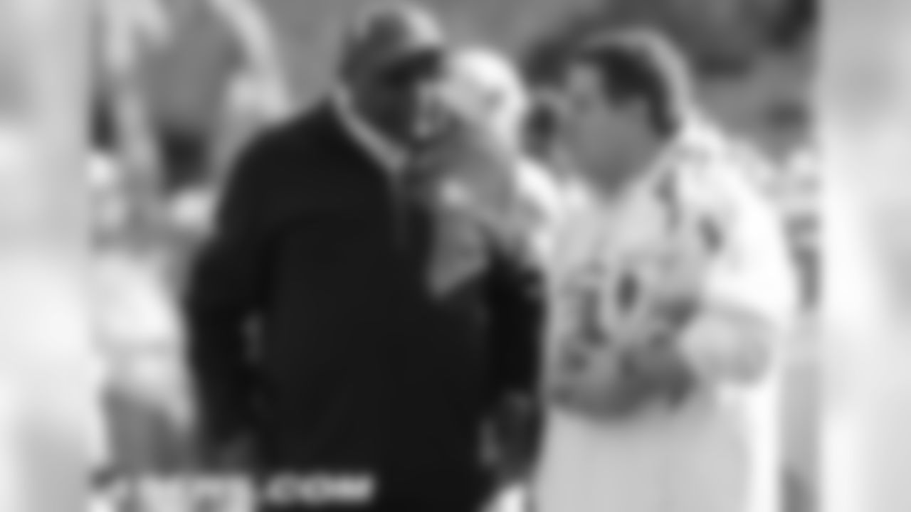 Offensive coordinator Jimmy Raye