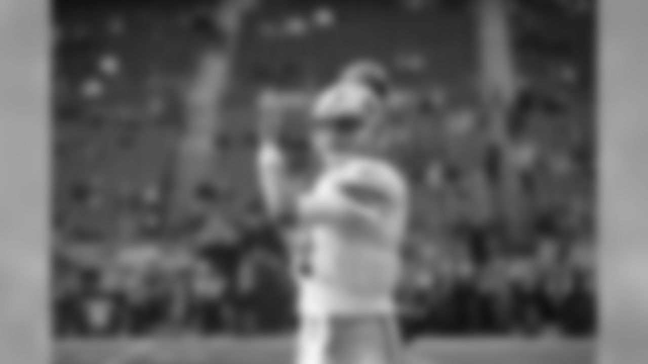 QB Nick Mullens
